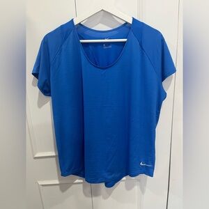 Nike Dri Fit Tee 💙